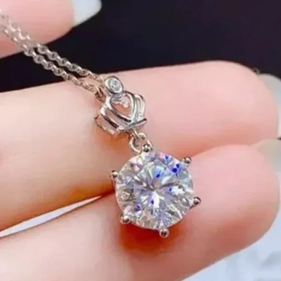 Certified 5ct. t.w. Diamond Moissanite Crown Necklace NEW - Picture 1 of 10